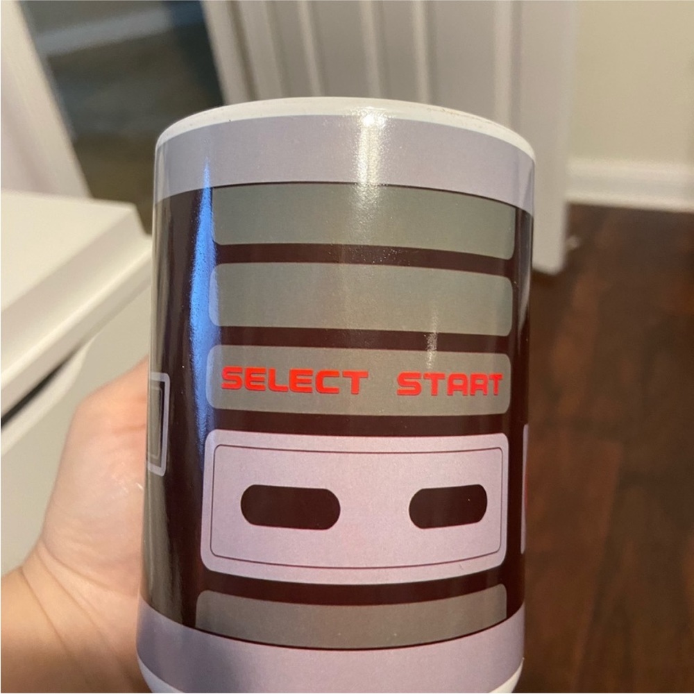 Nintendo controller mug‎ - Picture 3 of 3